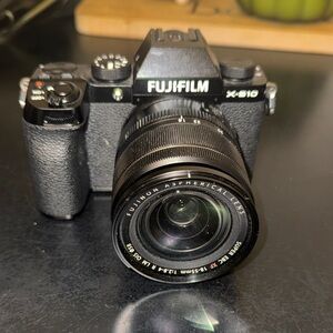 Fujifilm X-S10 Black Digital Camera